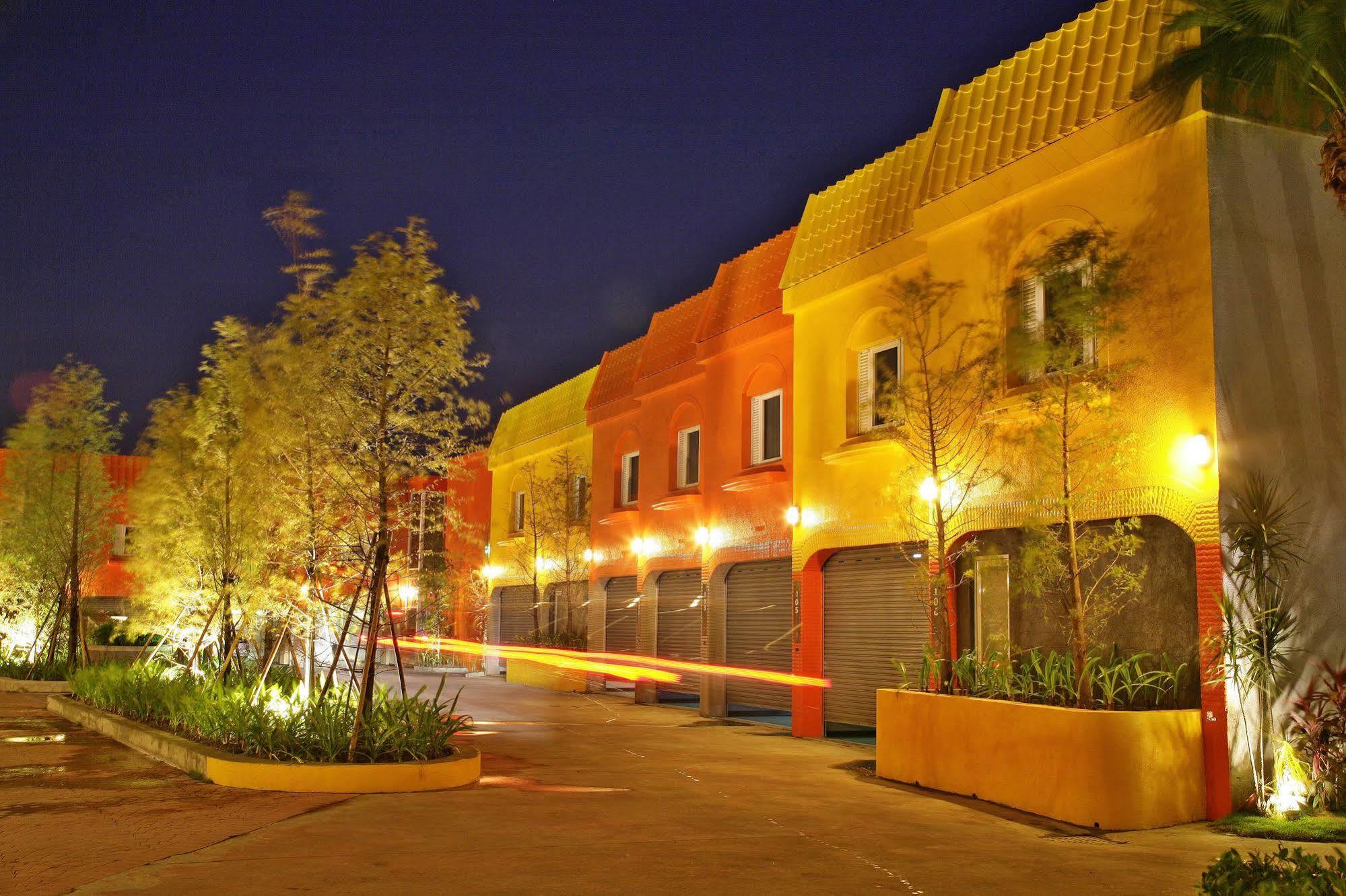 Chusha Motel Gongguan Exterior photo